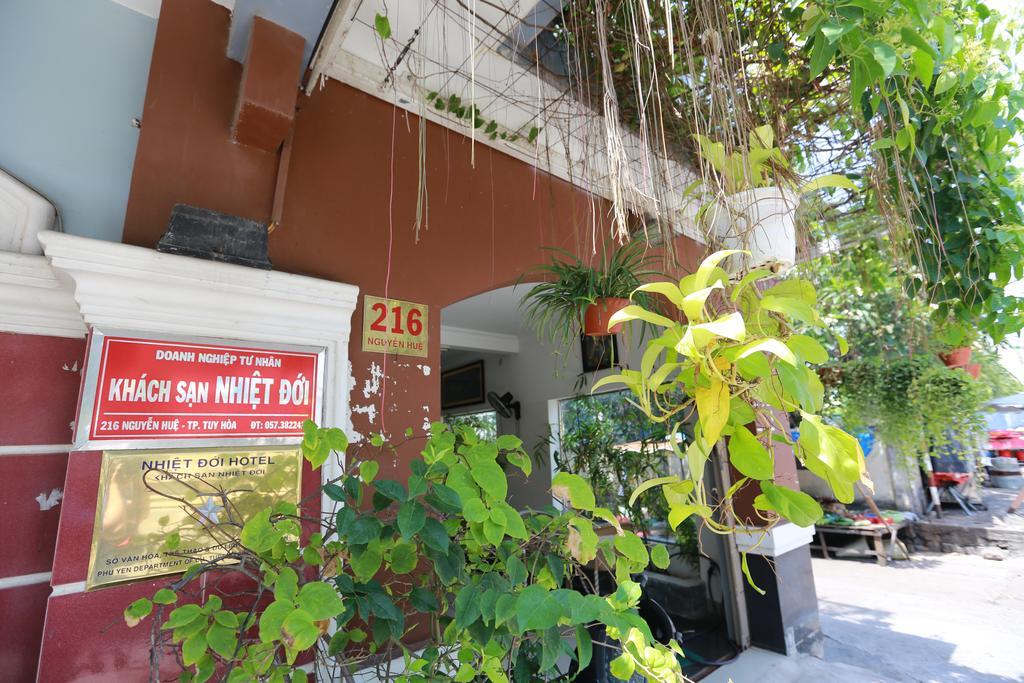 Nhiet Doi Hotel Tuy Hoa Bagian luar foto