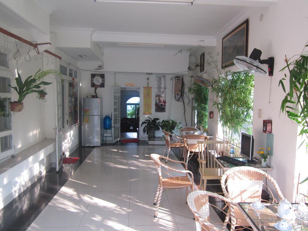 Nhiet Doi Hotel Tuy Hoa Bagian luar foto